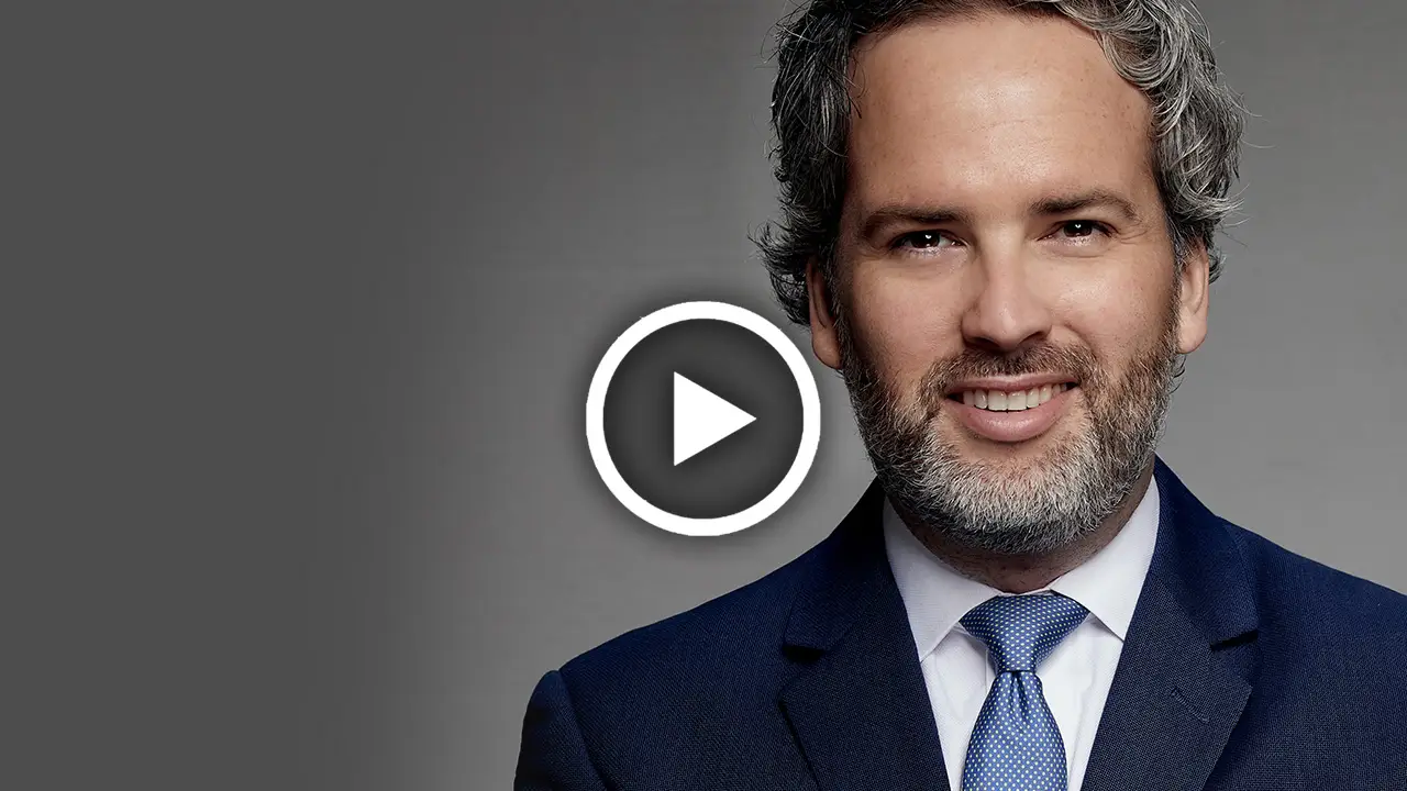 Dr. Durand speaks in an interview on Univision’s Primer Impacto.